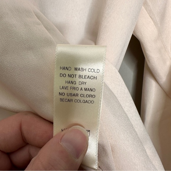 Crescent Light pink button down blouse - Picture 5 of 6